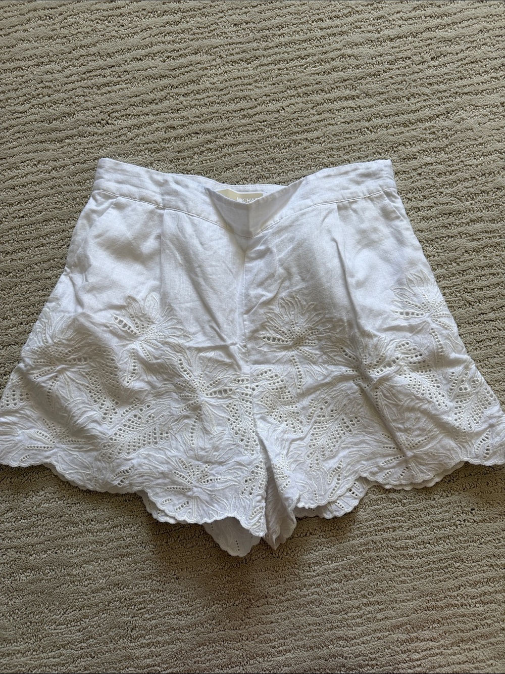 MICHAEL Michael Kors White Eyelet Scalloped Hem Shorts